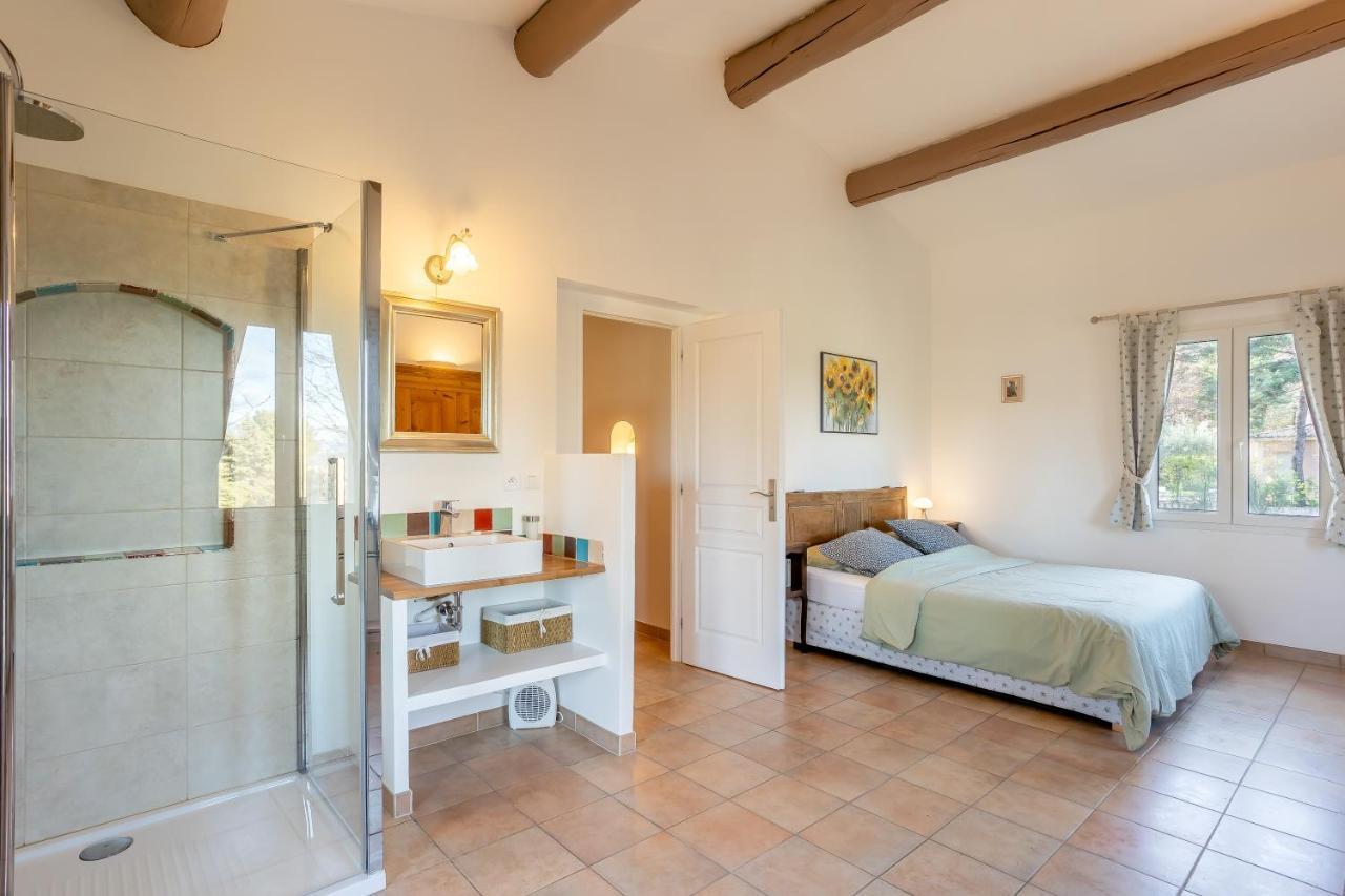 La Villa Du Petit Bois Les Lavandes Faucon  Luaran gambar